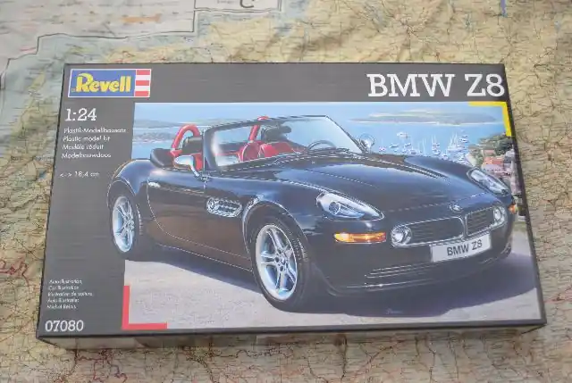 Voordeelprijs REV07080 BMW Z8